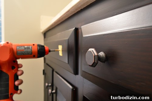 How to Seal Stenciled Plywood Floors for Durable Finish 17 img 62145 16