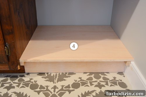 How to Seal Stenciled Plywood Floors for Durable Finish 9 img 62145 8