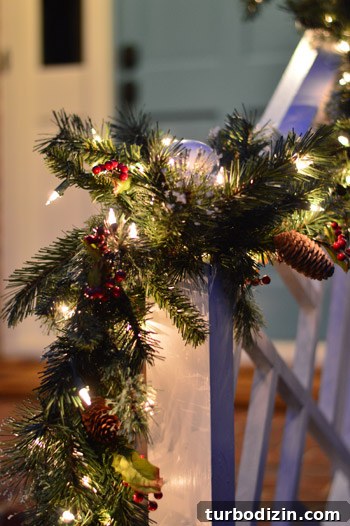 How to Hang Wreaths on Windows: Simple, Secure Methods 12 Lighted garland details