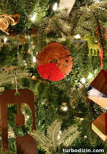 cost-effective-ornaments