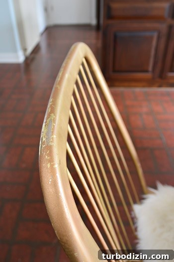 Side view of wire chair