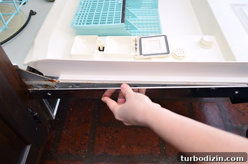 Change Your Dishwasher’s Color: Step-by-Step Guide 4 Trim removed