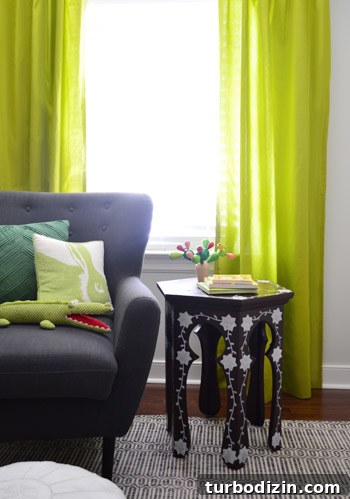 How to Paint a Faux Inlay Pattern for Realistic Wood Accents 22 img 63724 22