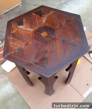 How to Paint a Faux Inlay Pattern for Realistic Wood Accents 10 img 63724 9