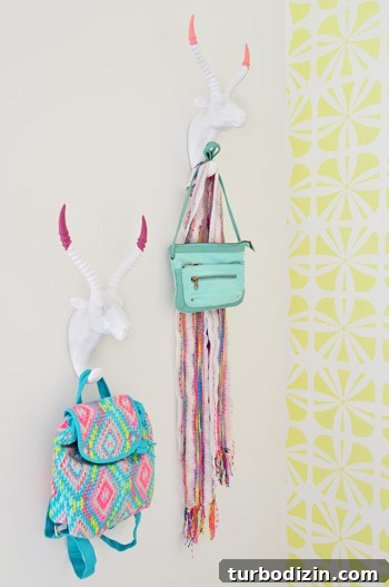 Girls' Bedroom Tour in the Showhouse: Design Ideas & Styling 15 img 64145 14