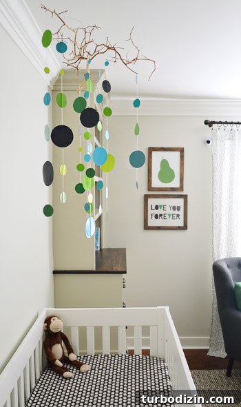Bright Green Nursery Closet Door: Simple Painting Guide 3 img 64178 2