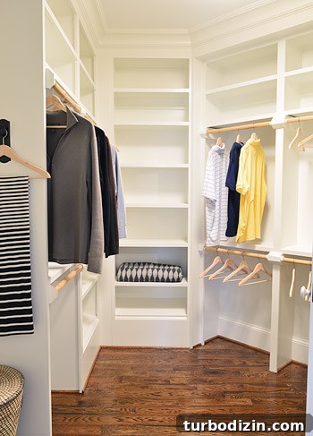 Showhouse Bathroom and Closet Tour: Design Details & Storage Tips 23 img 64265 24