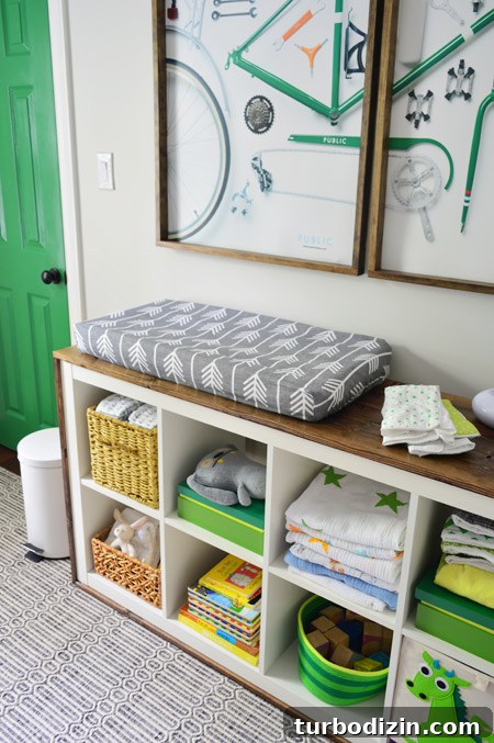 How to Sew a Waterproof Vinyl Changing Pad Cover 2 img 64477 1