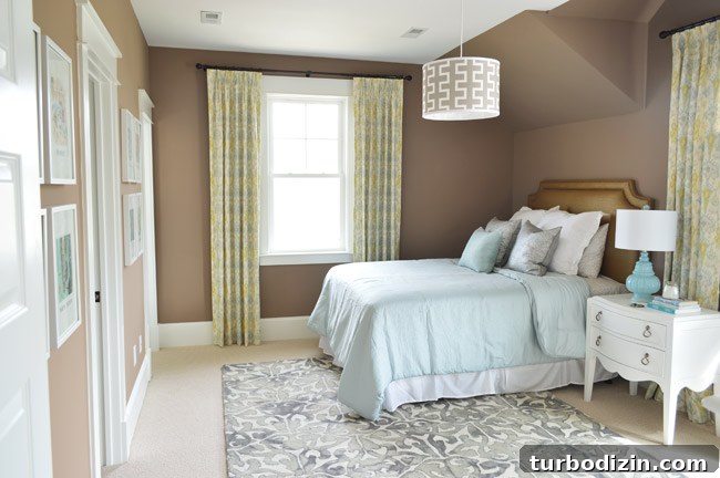 Video Tour: Explore Every Room in Our Showhouse 18 img 64692 17