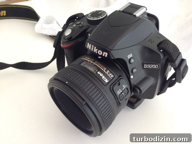 Newborn Photography: A Simple Guide to Shooting Your Baby at Home 6 Nikon D3200 DLS Camera With AF-S Nikkor 55mm Lens