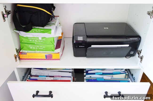Organize Your Home Office: Smart Storage and Productivity Tips 17 img 64840 16
