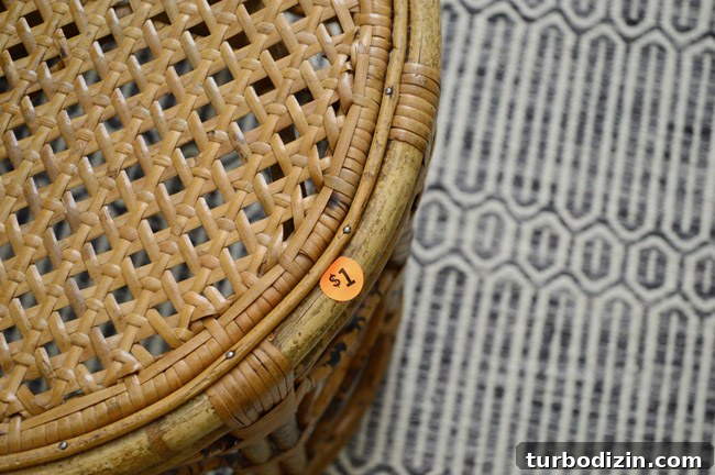 Convert a Lamp Into a Stylish Pendant Light in 5 Steps 15 img 65104 15