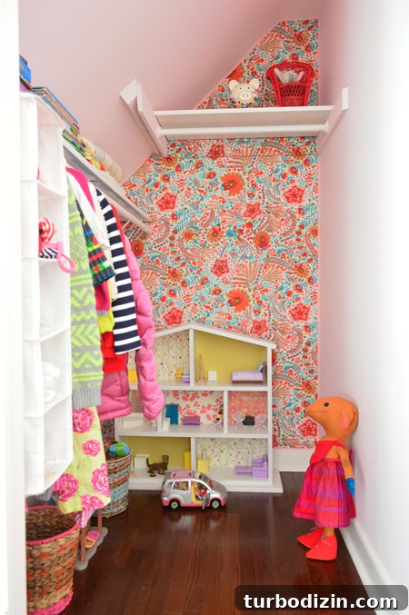 Fabric Wall Covering: Step-by-Step Guide to Transform a Room 16 img 65212 15