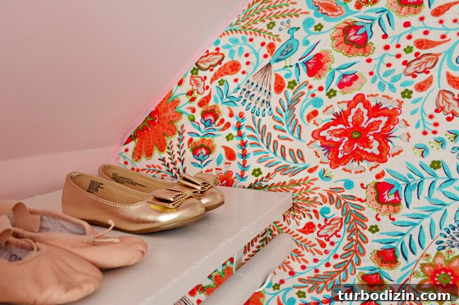 Fabric Wall Covering: Step-by-Step Guide to Transform a Room 4 img 65212 3