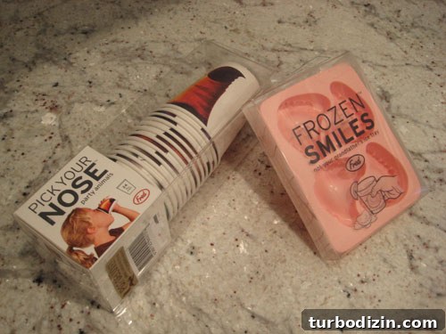 smile-ice-cubes-and-party-cups smile-ice-cubes-and-party-cups