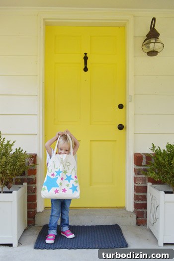 First Day of School: Tips to Thrive and Make Friends Quickly 5 First day photo with backpack