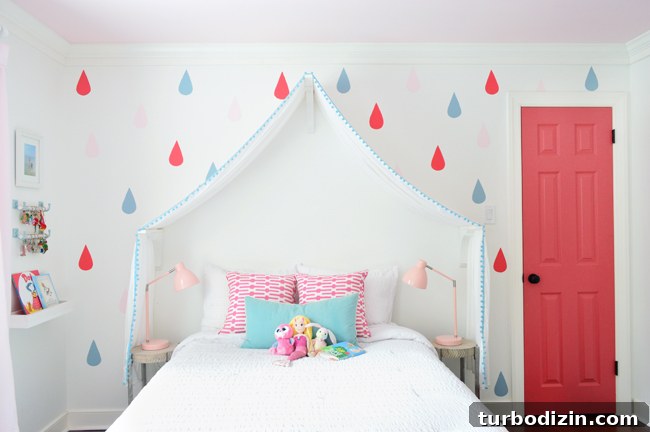 GirlsRoom-Canopy-Raindrop-Wall-Colorful-Door