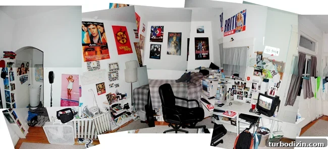 How Fancy Should You Make a College Dorm? 4 ep15-John-Dorm