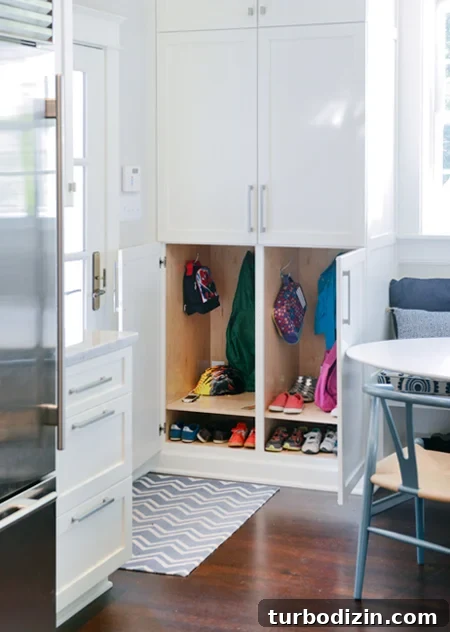 lovable-livable-home-hidden-mudroom