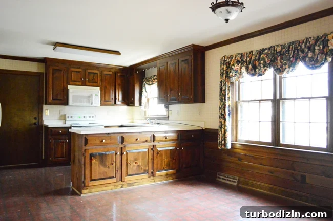 HouseTour-Kitchen-Before