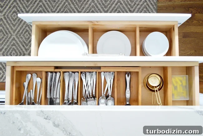 Smart Kitchen Organization Ideas to Maximize Space and Efficiency 6 kitchen-remodel-drawers-open