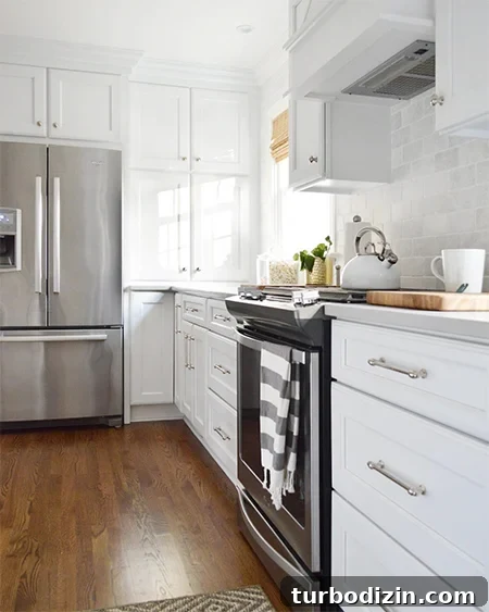 Hardwood Floor Refinishing: Dramatic Before and After Reveal 32 img 80034 34