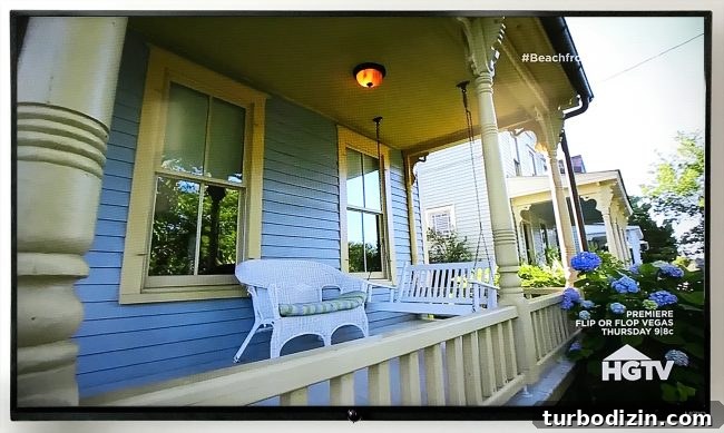 When Our Beach House Photobombed an HGTV Shoot 6 img 82099 5