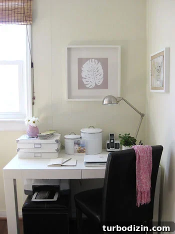palm-leaf-botanical-print-neutral-affordable-desk palm-leaf-botanical-print-neutral-affordable-desk