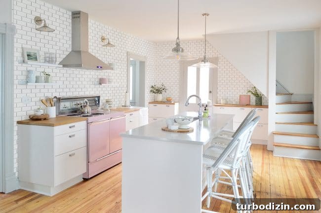 Beach House Backsplash Ideas: Stylish Designs and Inspiration 10 img 85723 12