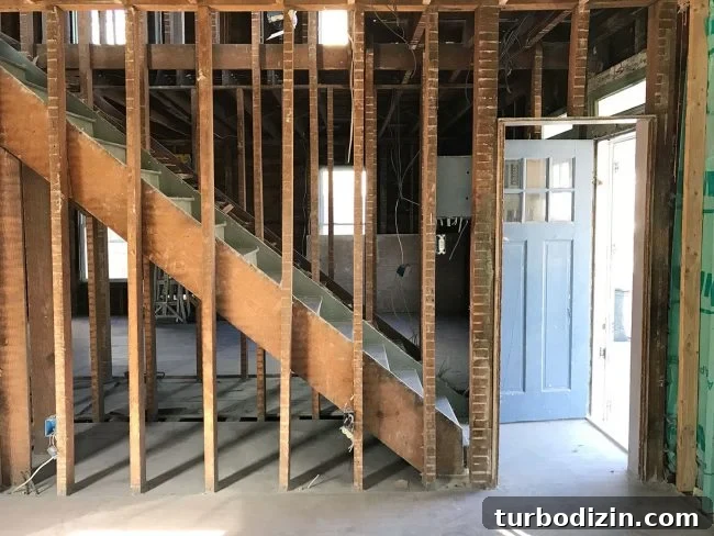 Duplex Renovation Complete: Fast Restoration of a Historic Home 18 Cramped previous opening