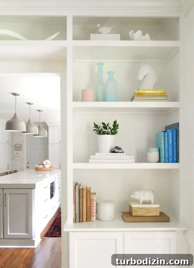Can a Minimalist Home Feel Cozy? Practical Tips and Ideas 7 Cozy minimalist kitchen island
