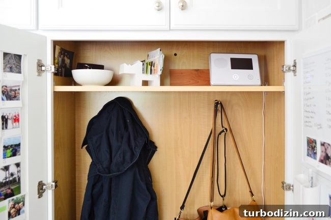 Mudroom Cabinet Upgrades: Smart Storage Ideas and Organization 11 img 88248 11