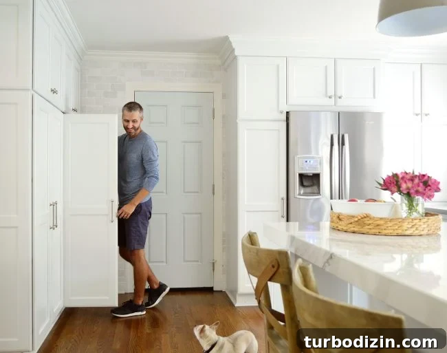 Mudroom Cabinet Upgrades: Smart Storage Ideas and Organization 14 img 88248 14