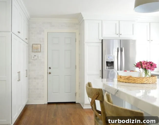 Mudroom Cabinet Upgrades: Smart Storage Ideas and Organization 3 img 88248 2