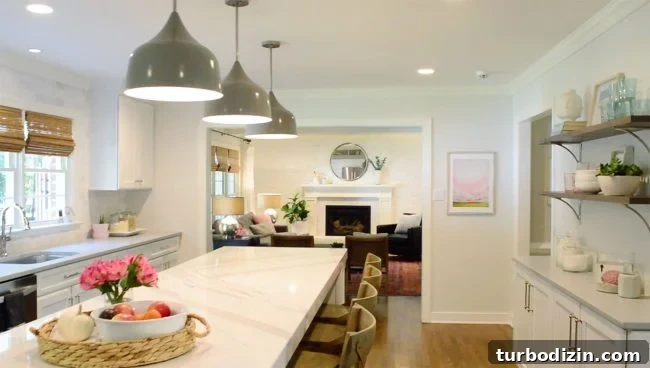 New Video: House Tour Inside a Modern Family Home 2 img 88466 1