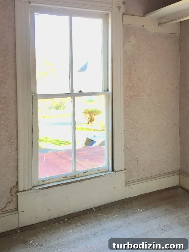 Beach House Before and After: Upstairs Transformation 5 img 88563 4
