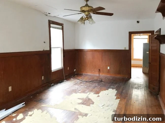 How to Refinish Oak and Pine Wood Floors for Lasting Results 7 img 89049 6