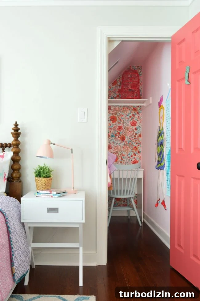Small Space, Three Design Options: Which One Should You Choose? 3 girls bedroom closet pink door wallpaper