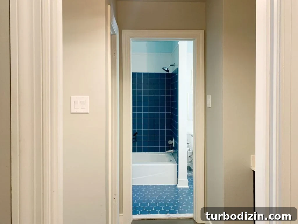 How to Plan a Bathroom Renovation: Step-by-Step Guide for Success 13 Before view