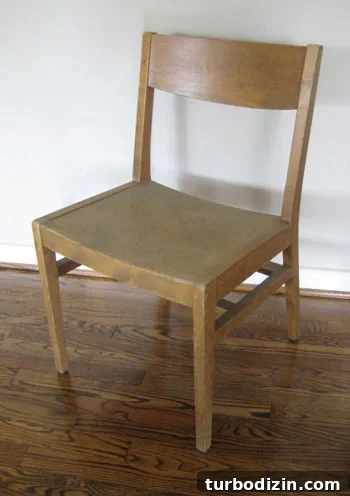 thrift-store-modern-wood-chair-before thrift-store-modern-wood-chair-before