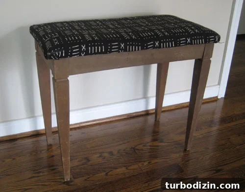 updated-piano-bench-before updated-piano-bench-before