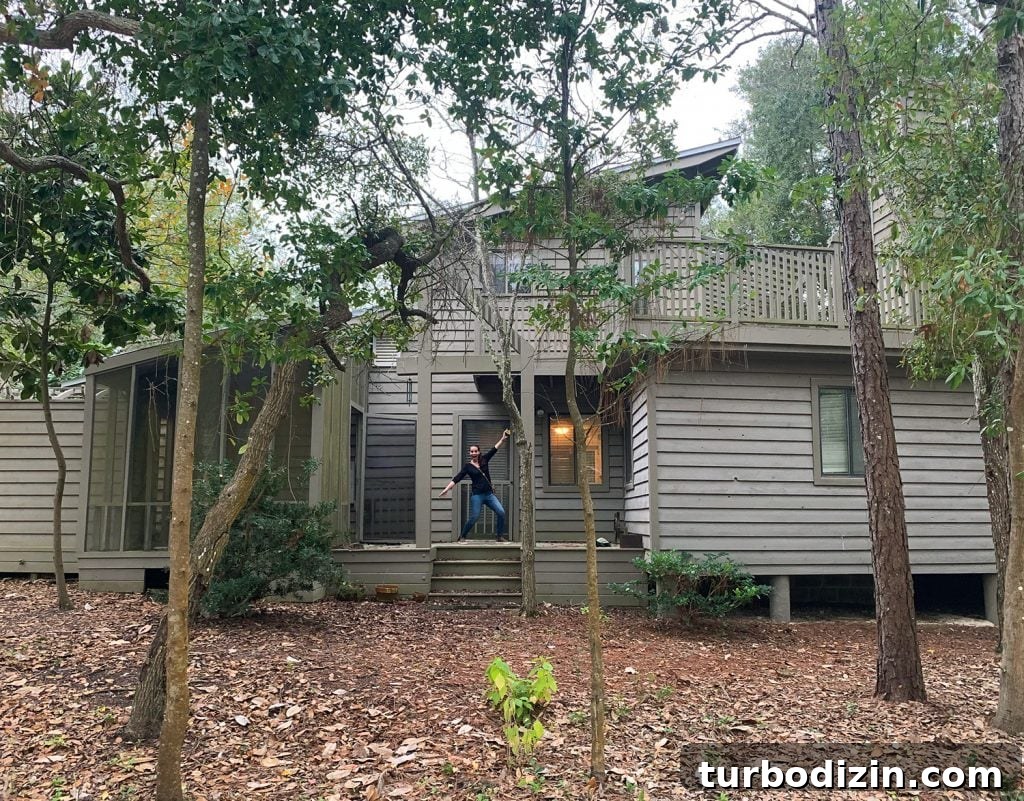 Small Home Exterior Makeover: Compact House Curb Appeal Ideas 2 Sherry On Porch Of Our Florida Before Move In