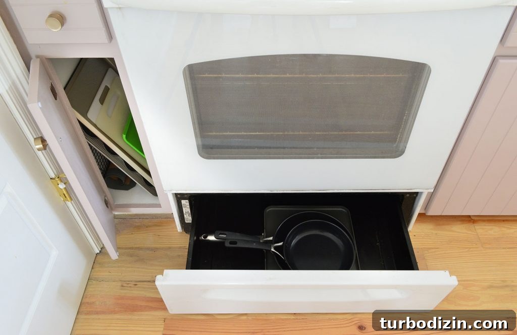 Maximize Space: Smart Organization Ideas for Small Kitchen Cabinets 9 img 95654 8